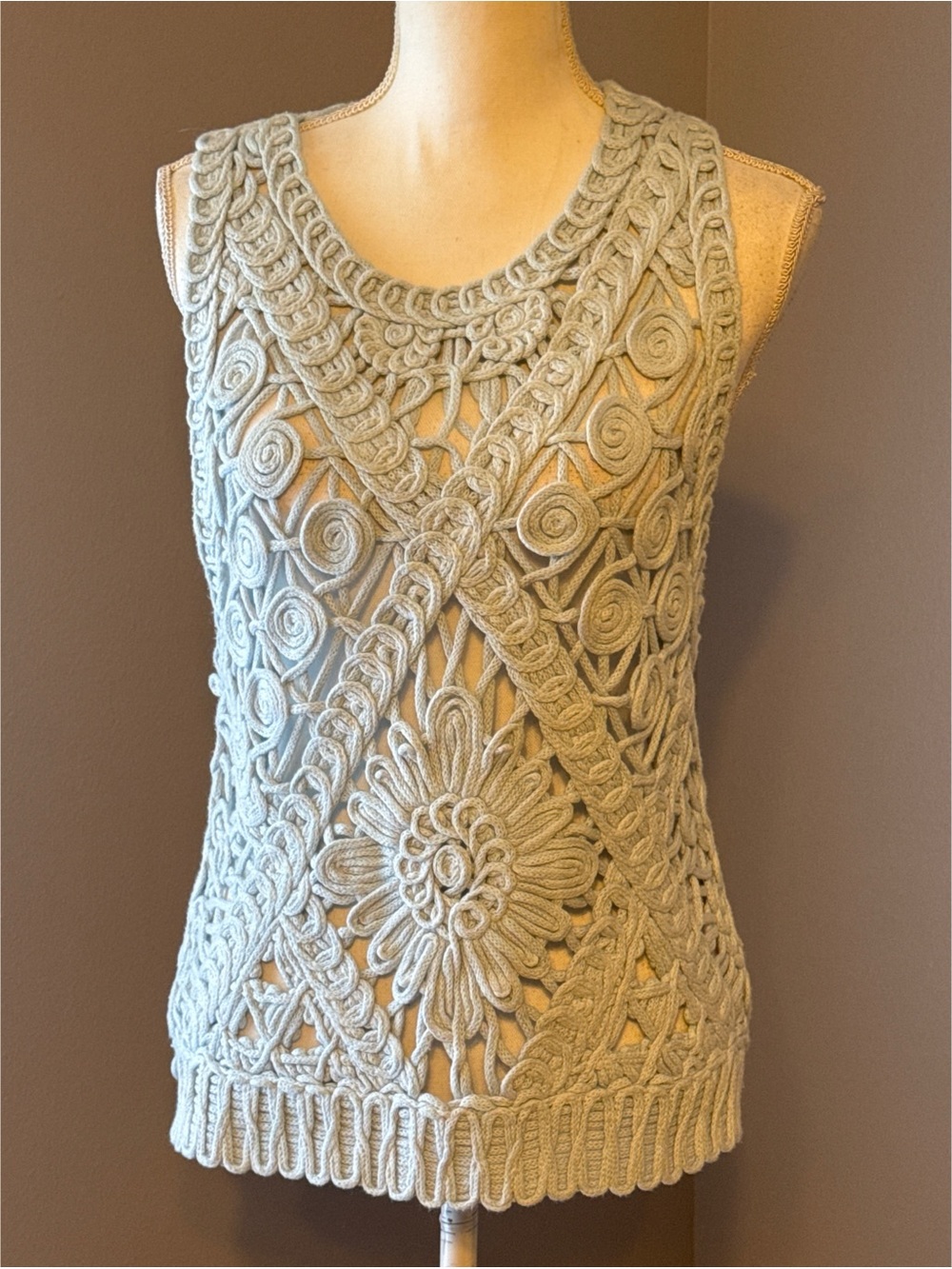 Rebecca Elliot Crochet Knit Tank Top M/L Textured Floral Open Weave